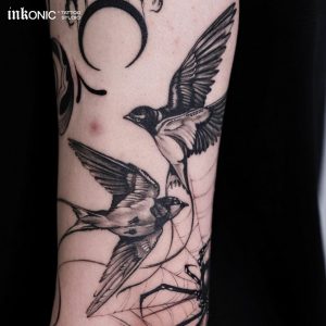 blackwork tattoo - inkonic - 02