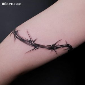blackwork tattoo - inkonic - 04