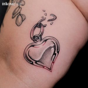 blackwork tattoo - inkonic - 11