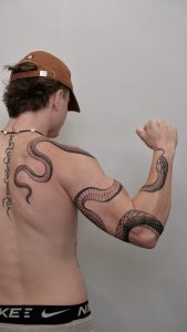 blackwork tattoo - inkonic - 16